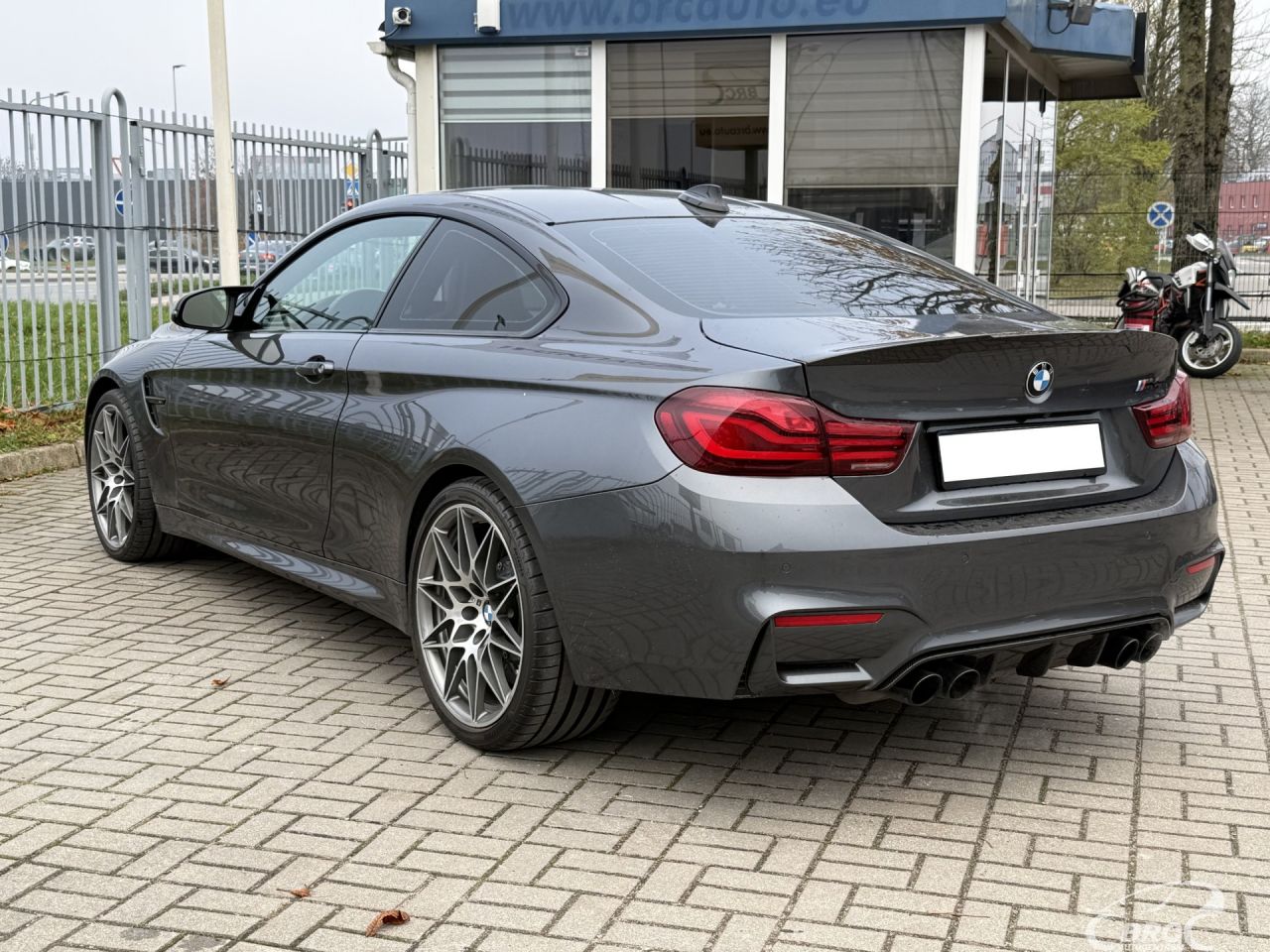 BMW M4 | 32