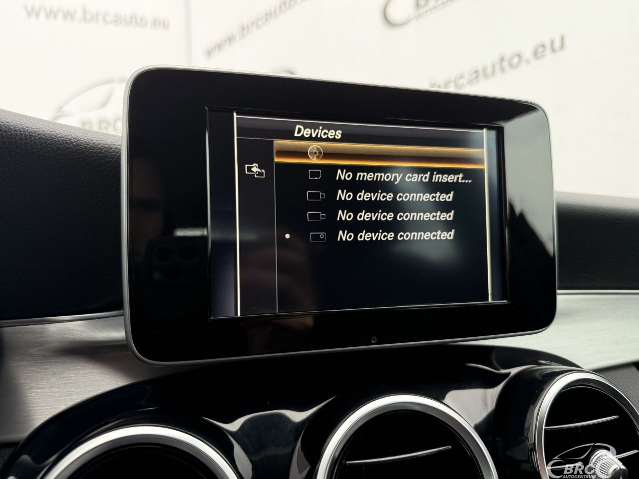 Mercedes-Benz C250 | 32