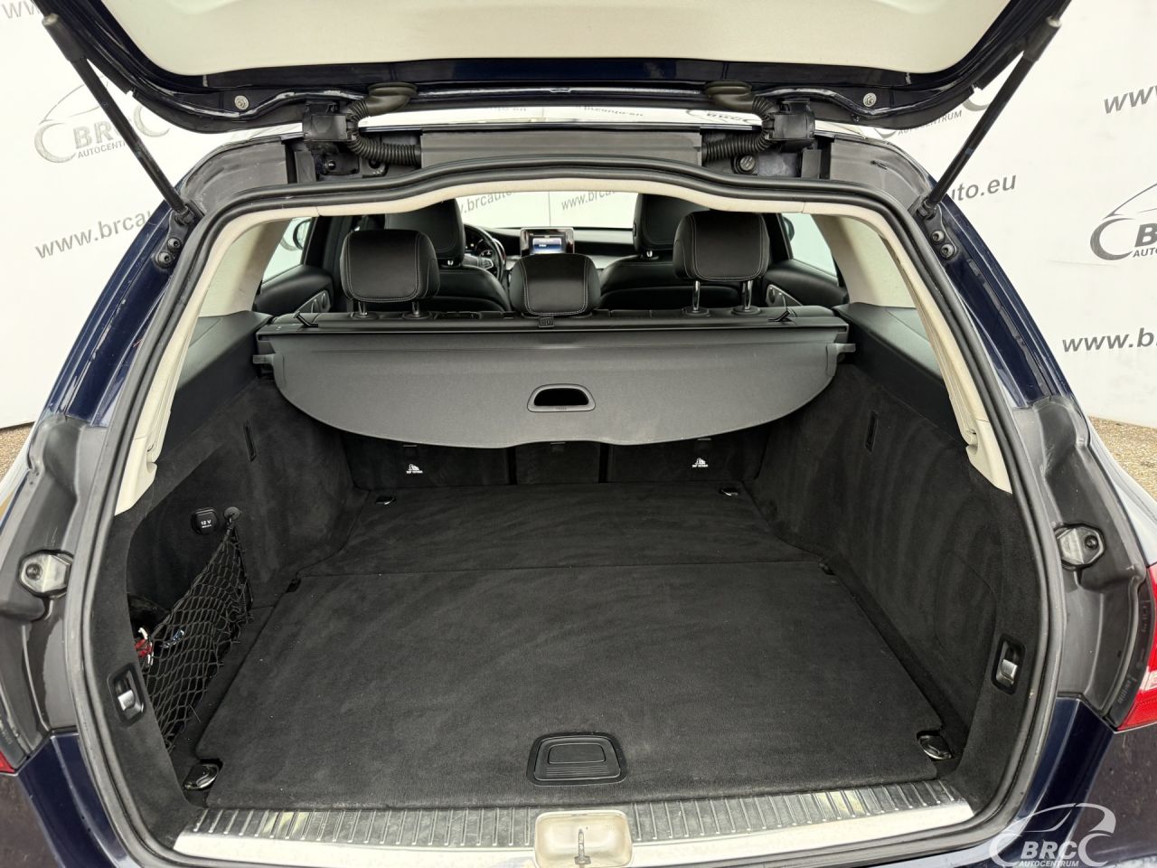 Mercedes-Benz C250 | 12