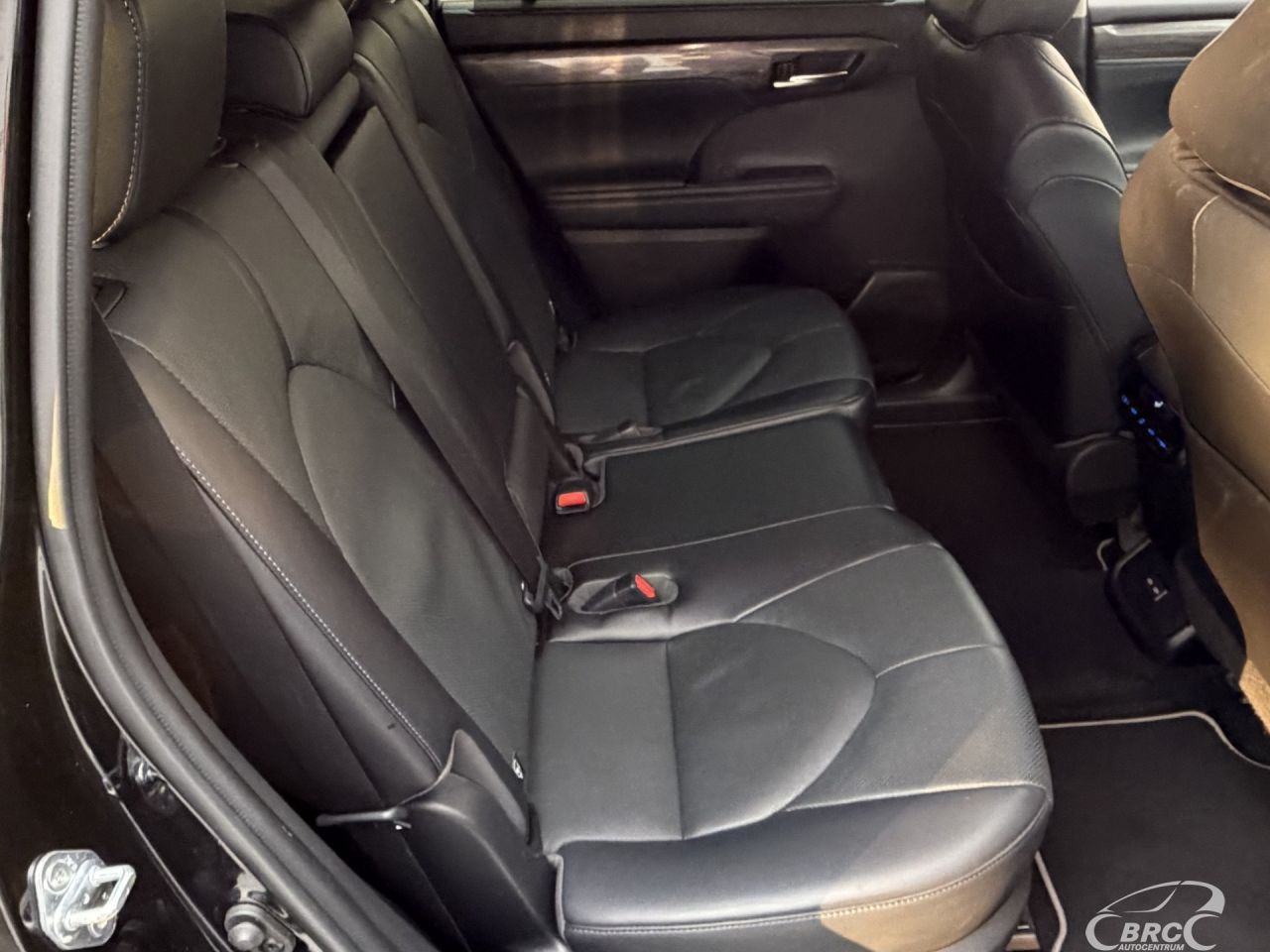Toyota Highlander | 9
