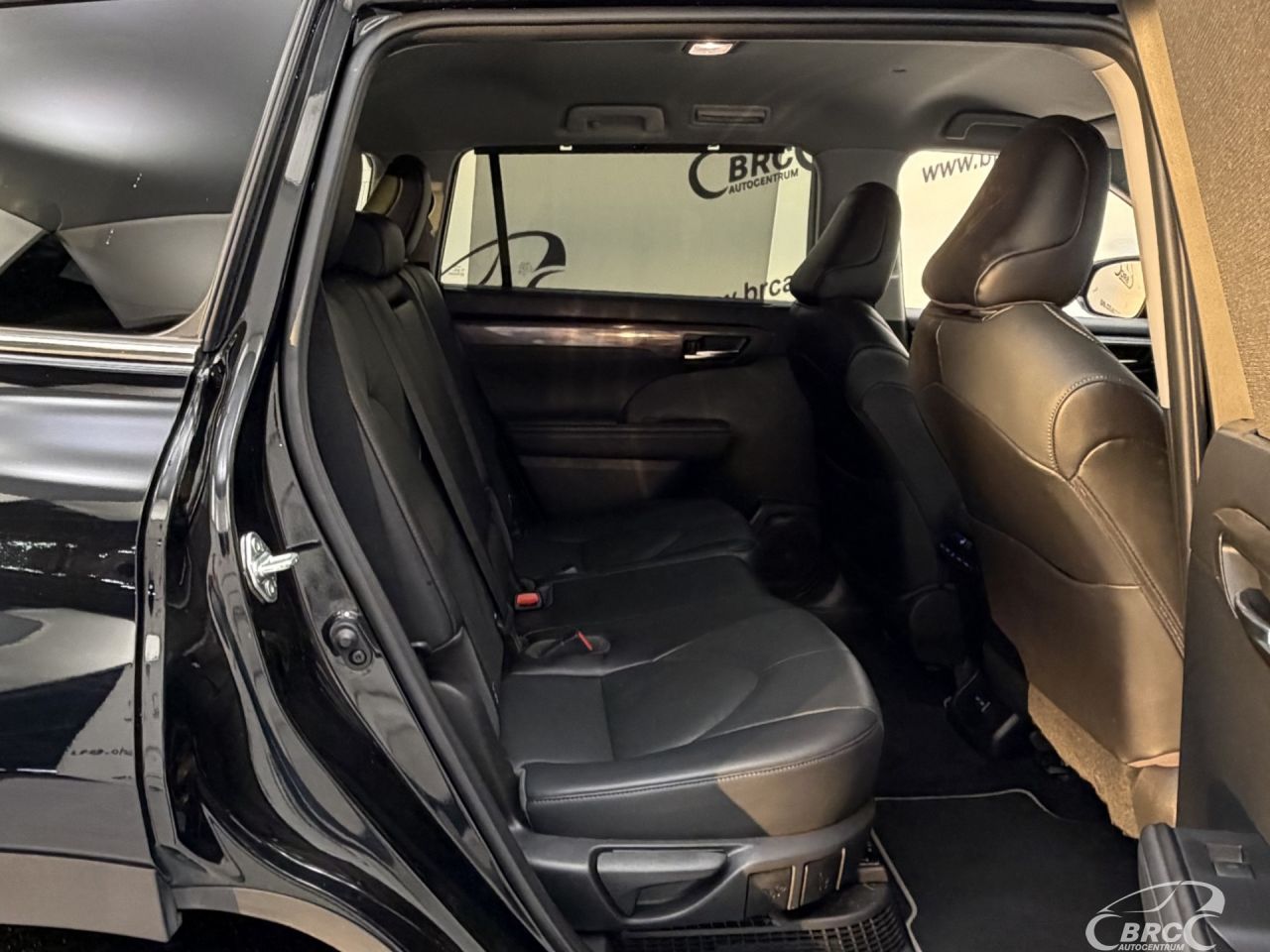 Toyota Highlander | 8