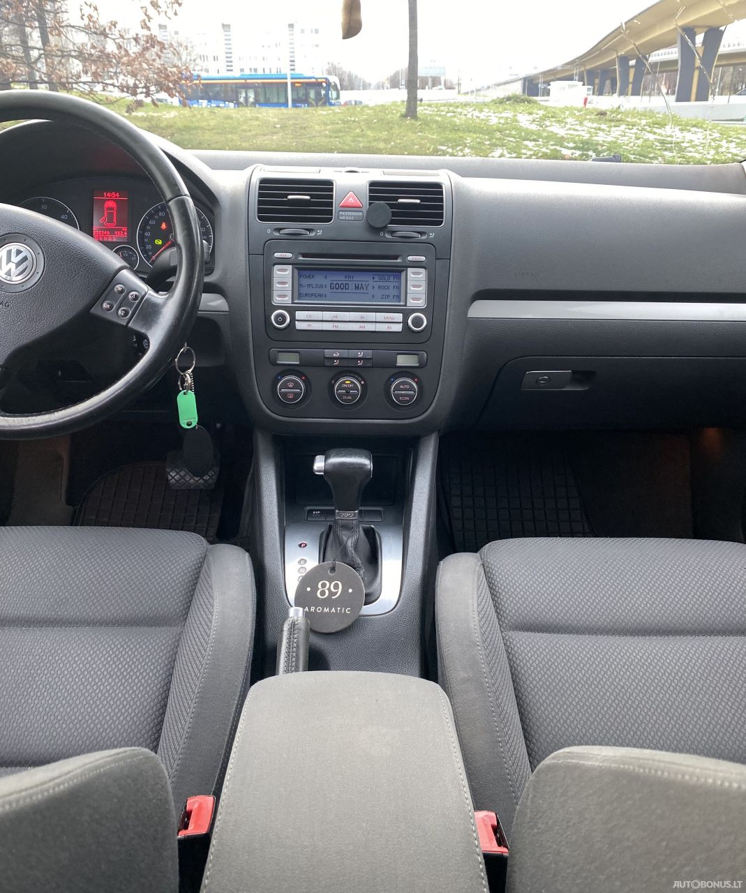 Volkswagen Golf | 13