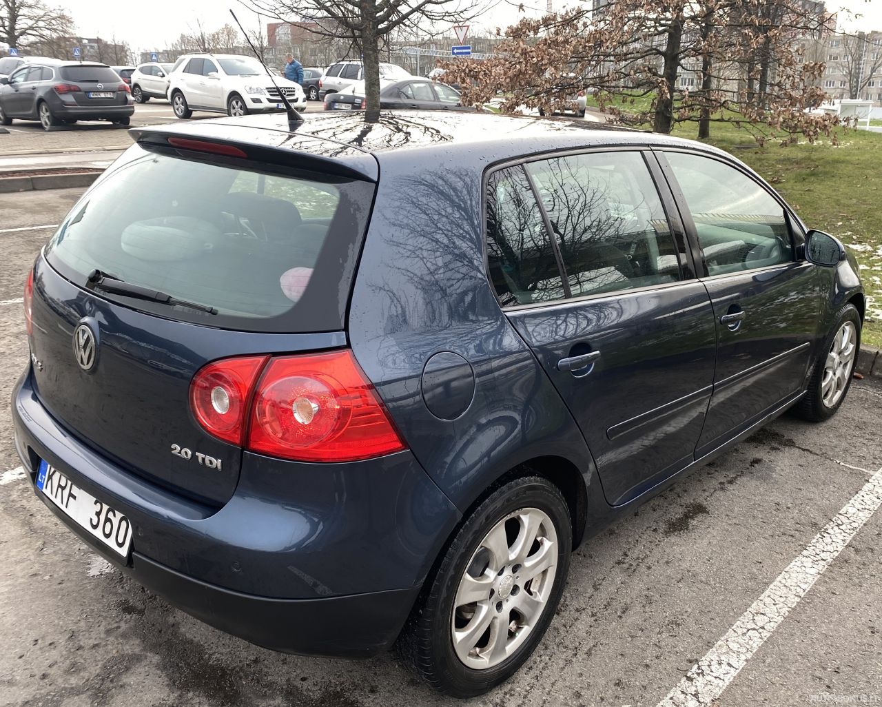 Volkswagen Golf | 4