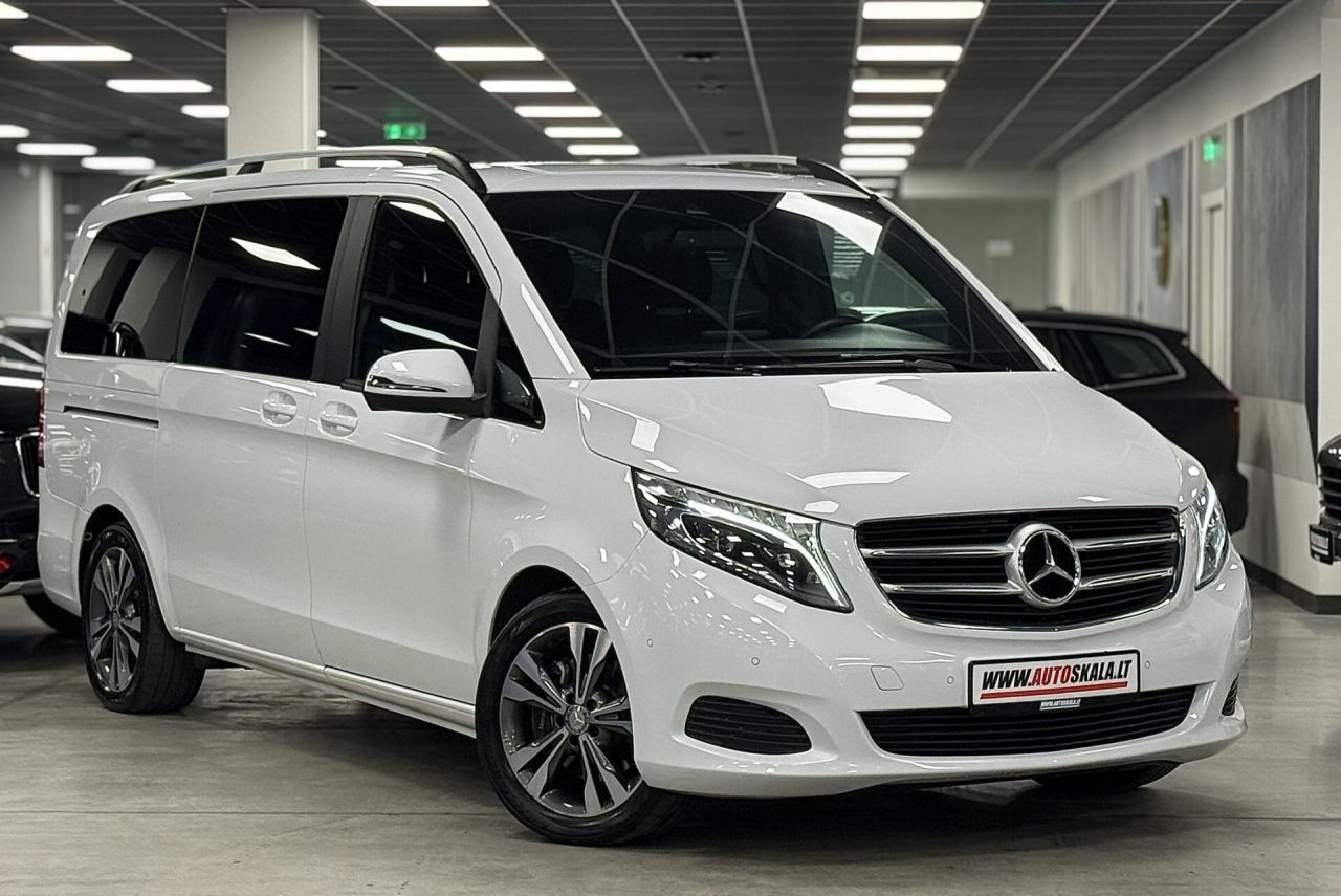 Mercedes-Benz V220 | 31