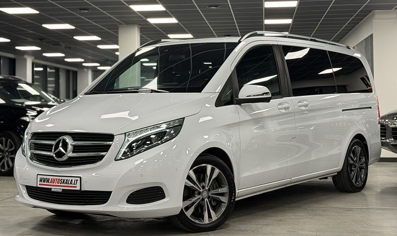 Mercedes-Benz V220 | 1