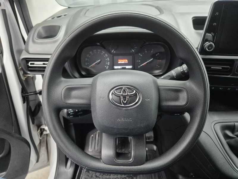 Toyota Proace | 10