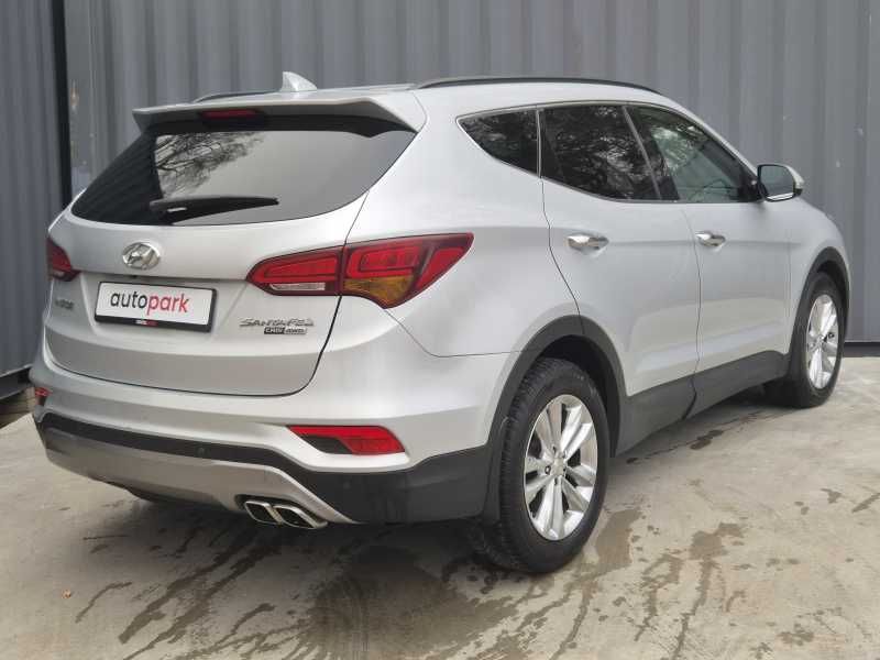 Hyundai Santa Fe | 2