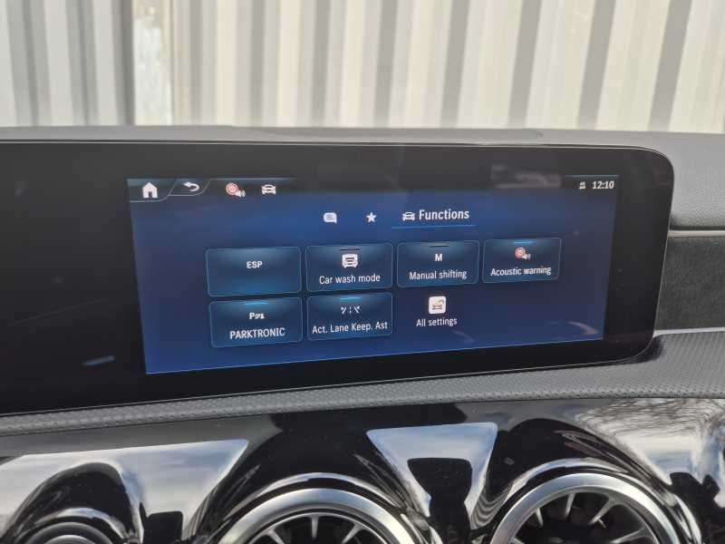 Mercedes-Benz A180 | 16