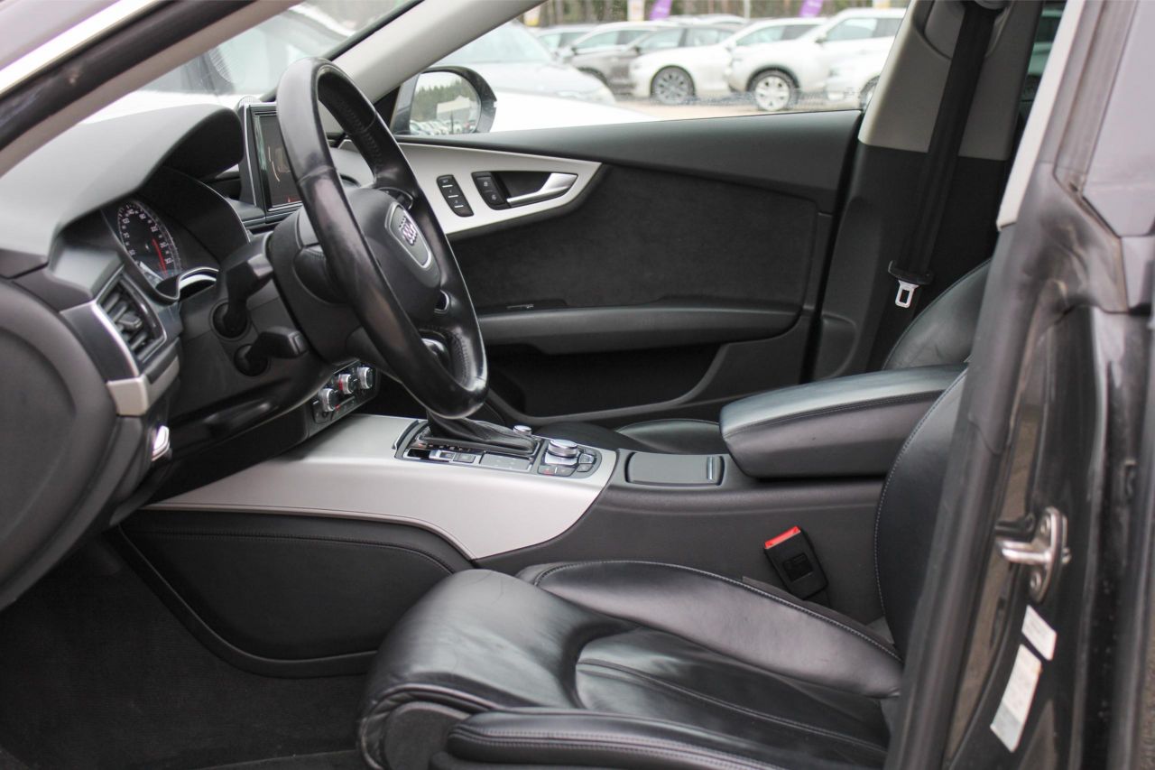 Audi A7 | 4