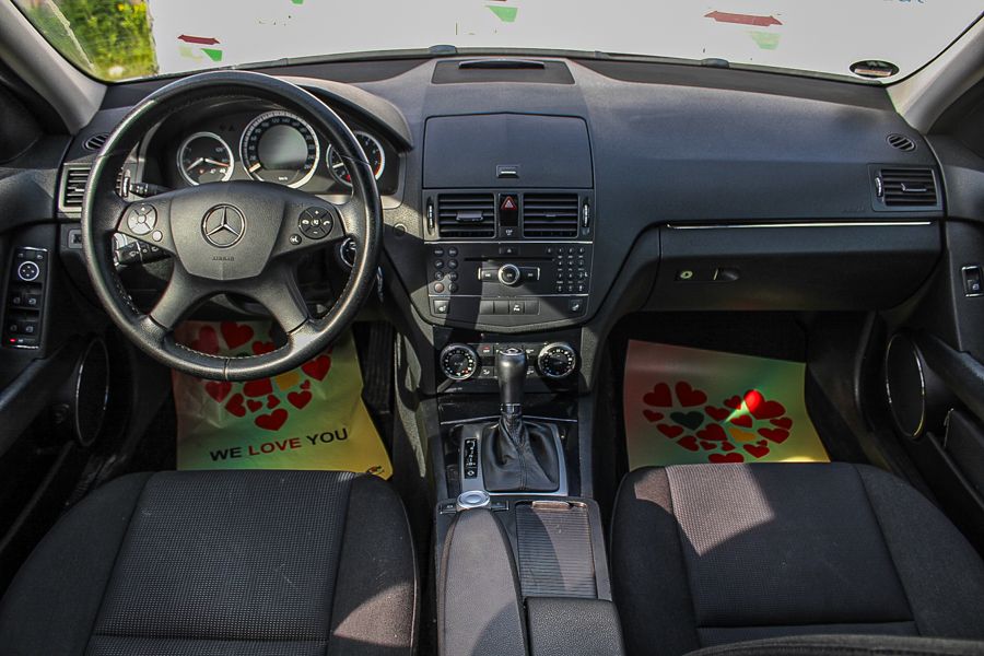 Mercedes-Benz C180 | 5