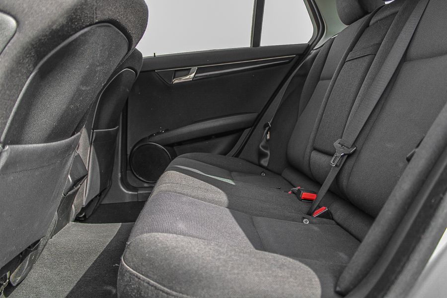 Mercedes-Benz C180 | 7