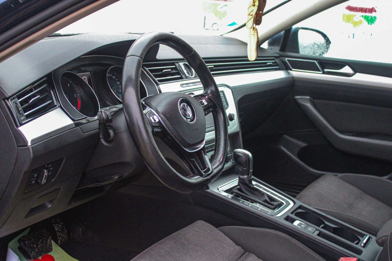 Volkswagen Passat | 4