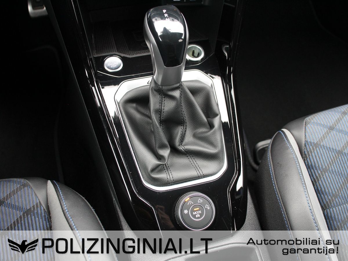 Volkswagen T-Roc | 18