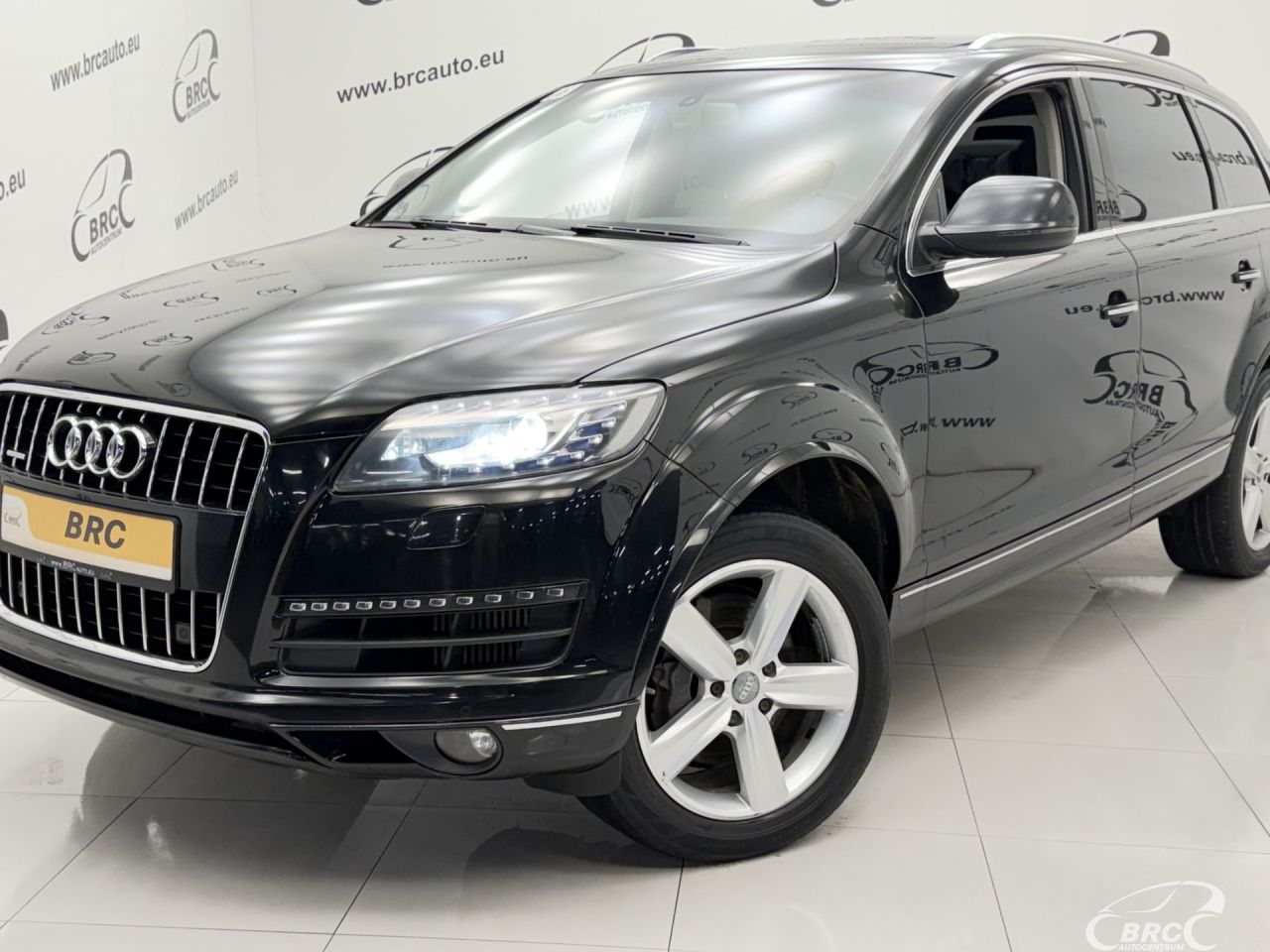 Audi Q7 | 48