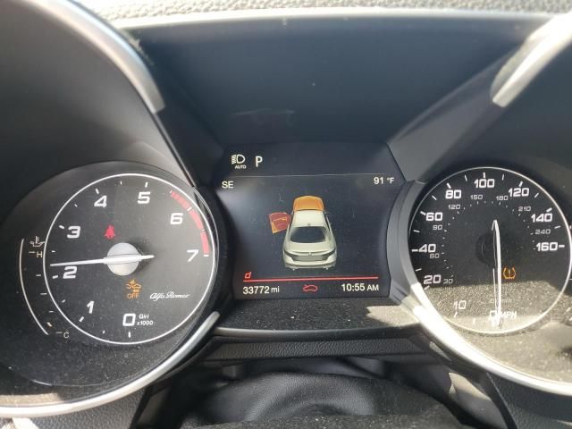 Alfa Romeo Giulia | 8