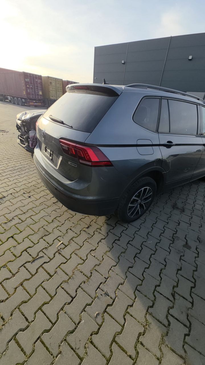 Volkswagen Tiguan | 5