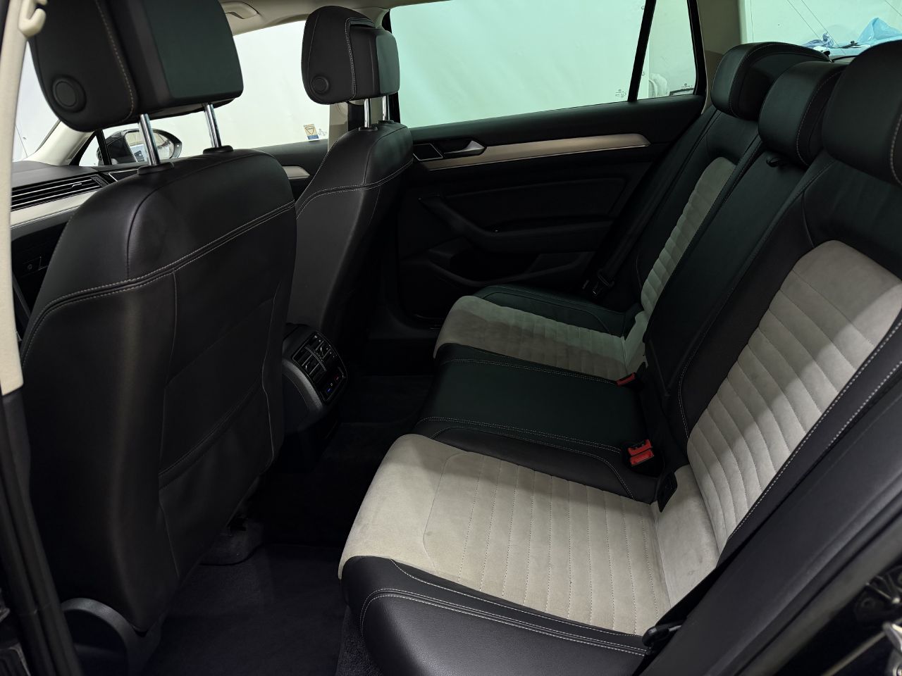 Volkswagen Passat | 10