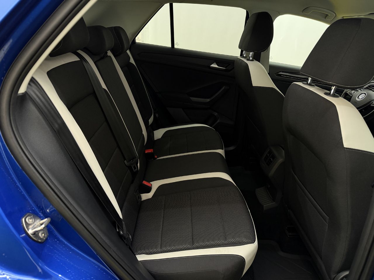 Volkswagen T-Roc | 12