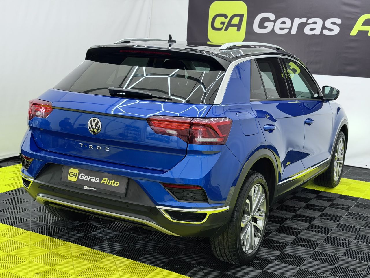 Volkswagen T-Roc | 3