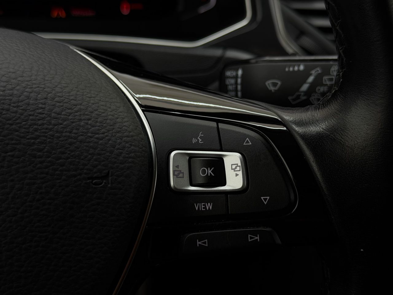 Volkswagen T-Roc | 22