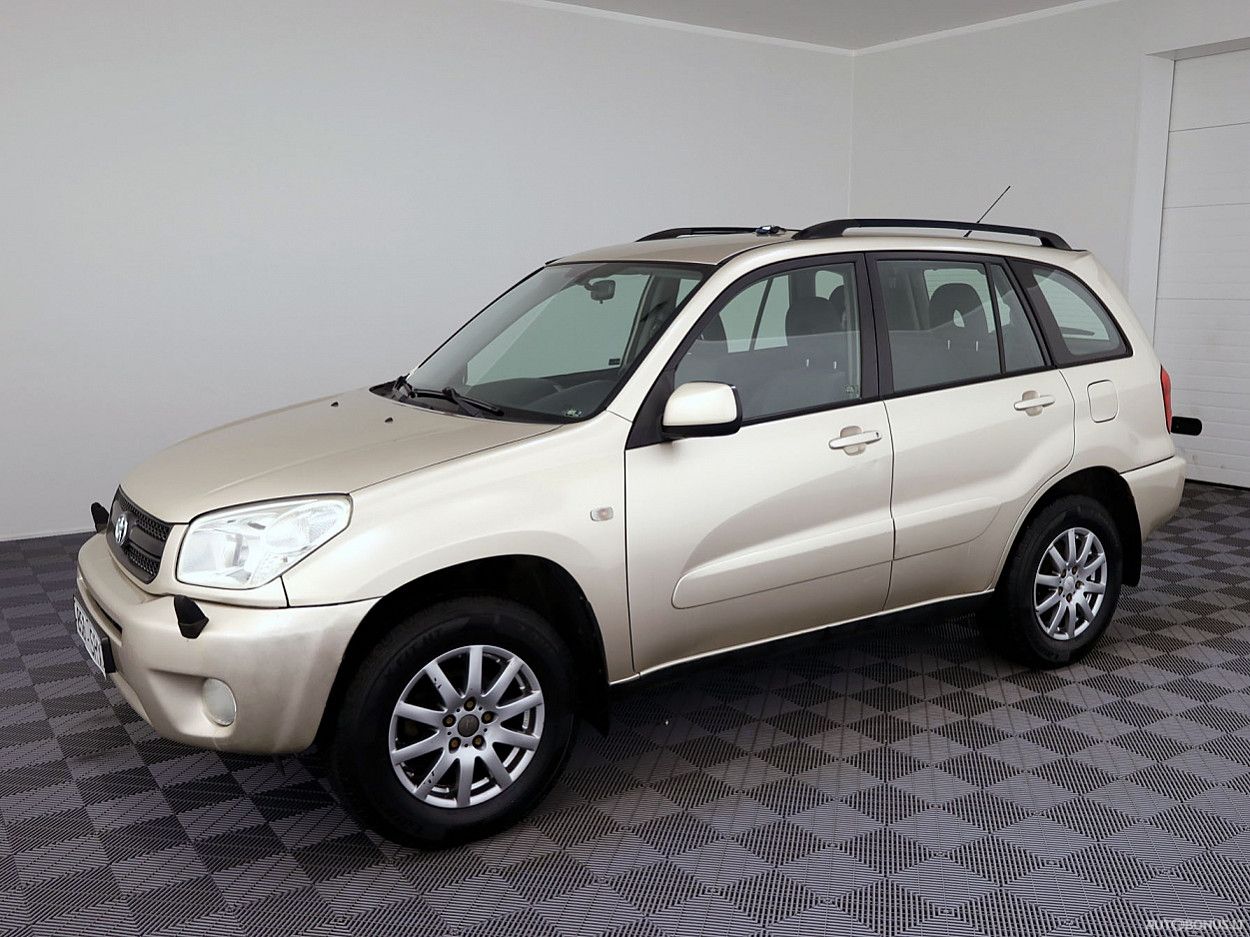 Toyota RAV4 | 1