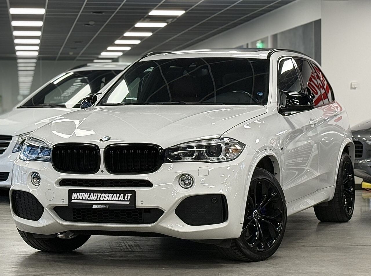 BMW X5 | 27