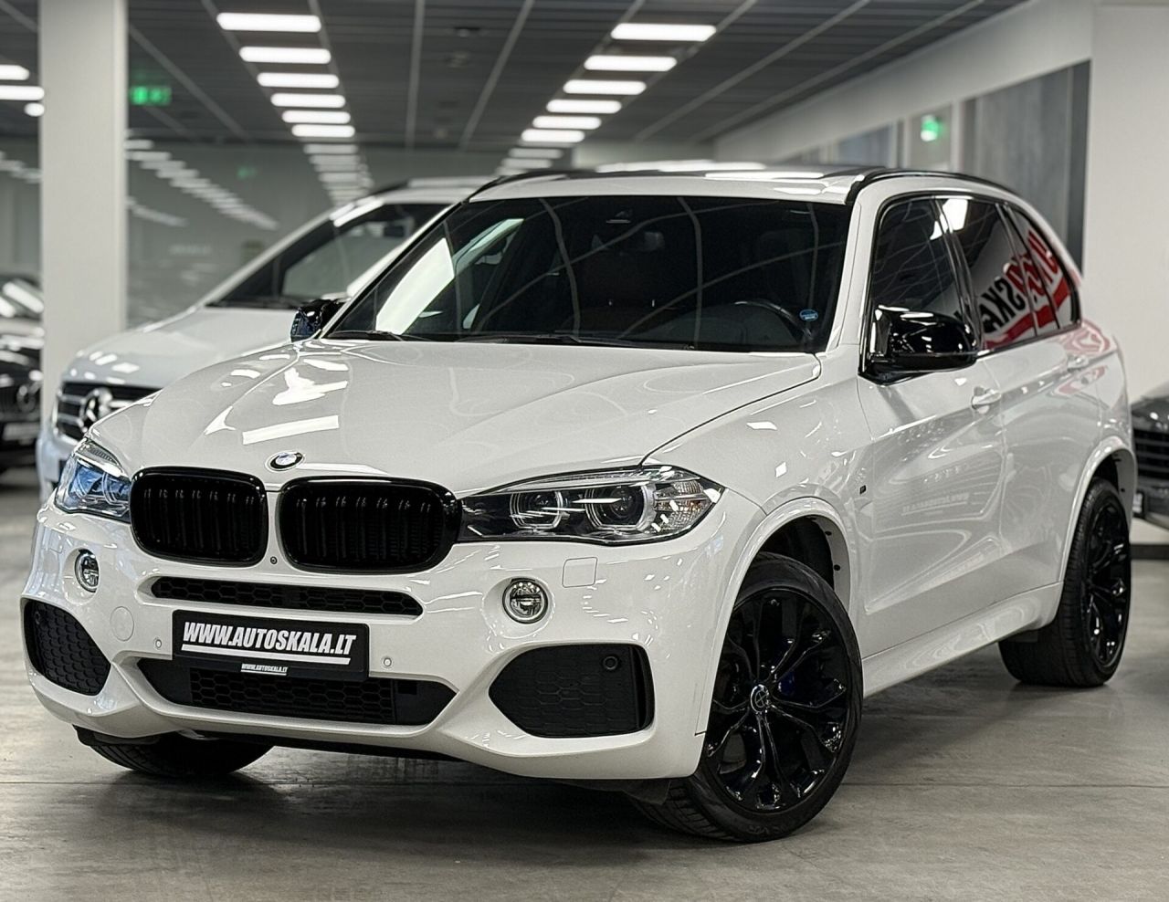 BMW X5 | 23