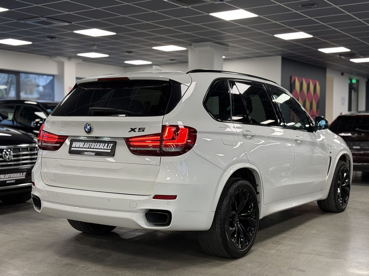 BMW X5 | 24