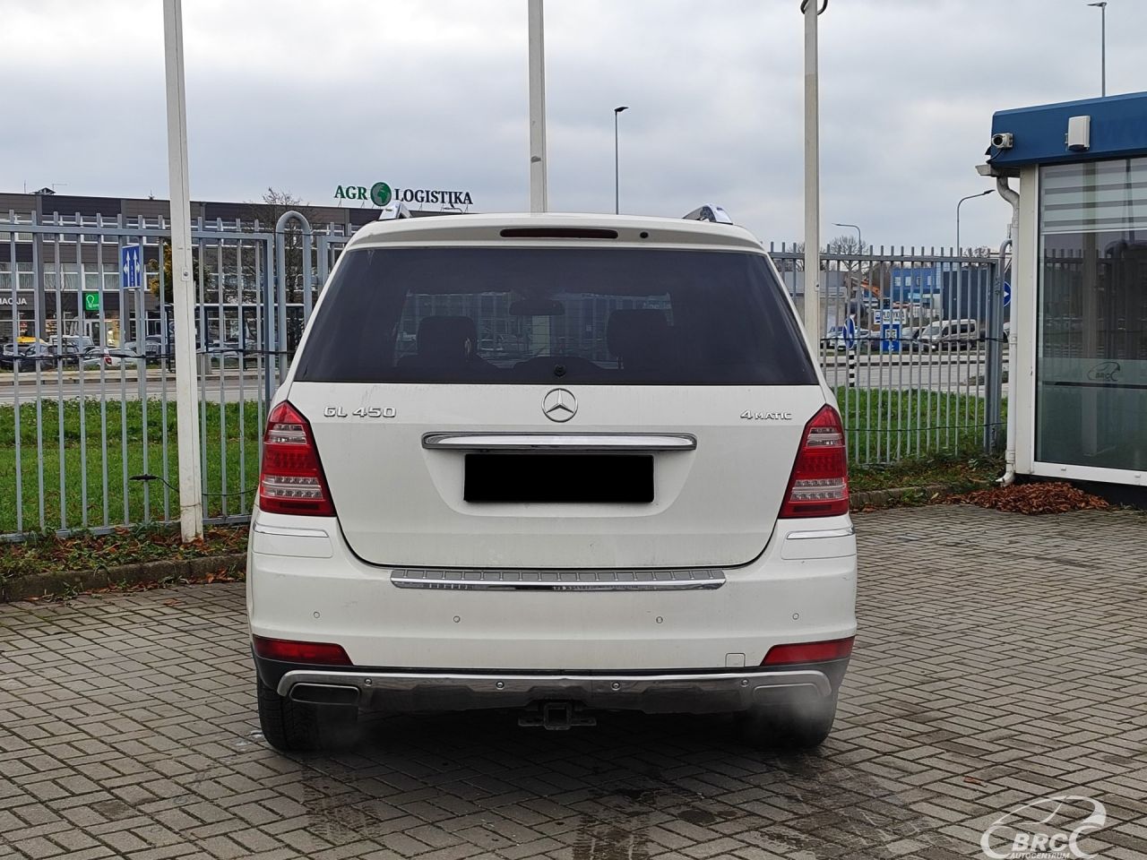 Mercedes-Benz GL450 | 36