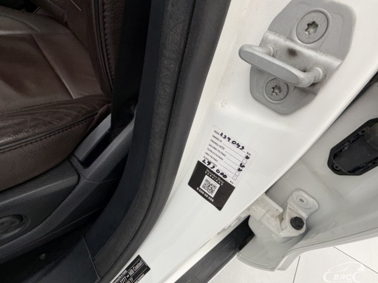 Mercedes-Benz ML350 | 24