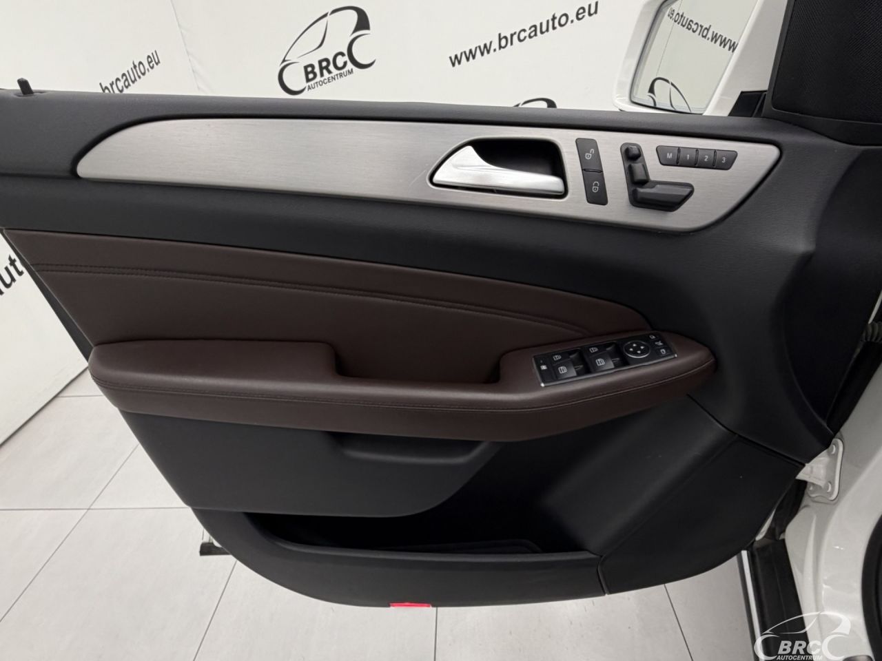 Mercedes-Benz ML350 | 20