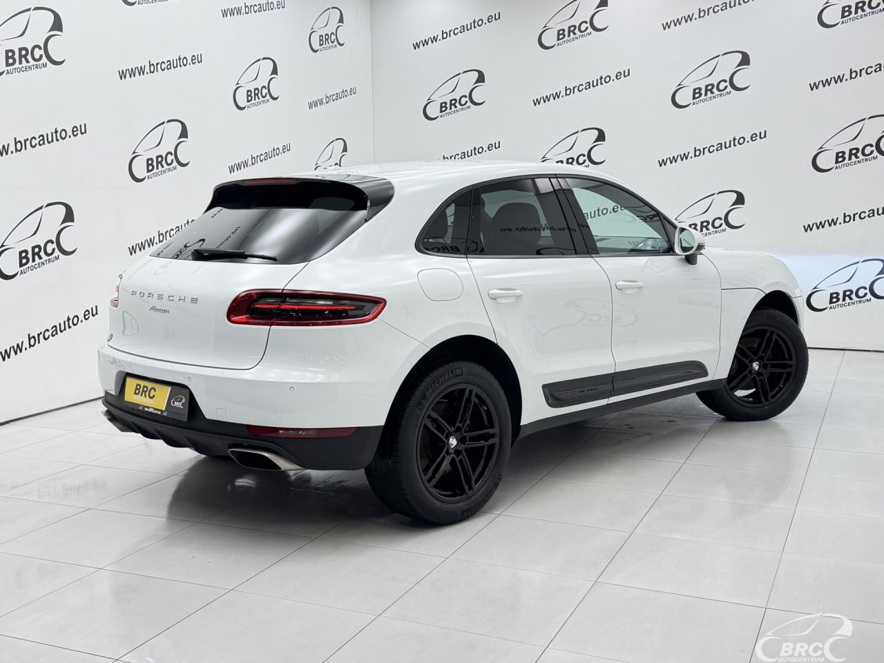 Porsche Macan | 1