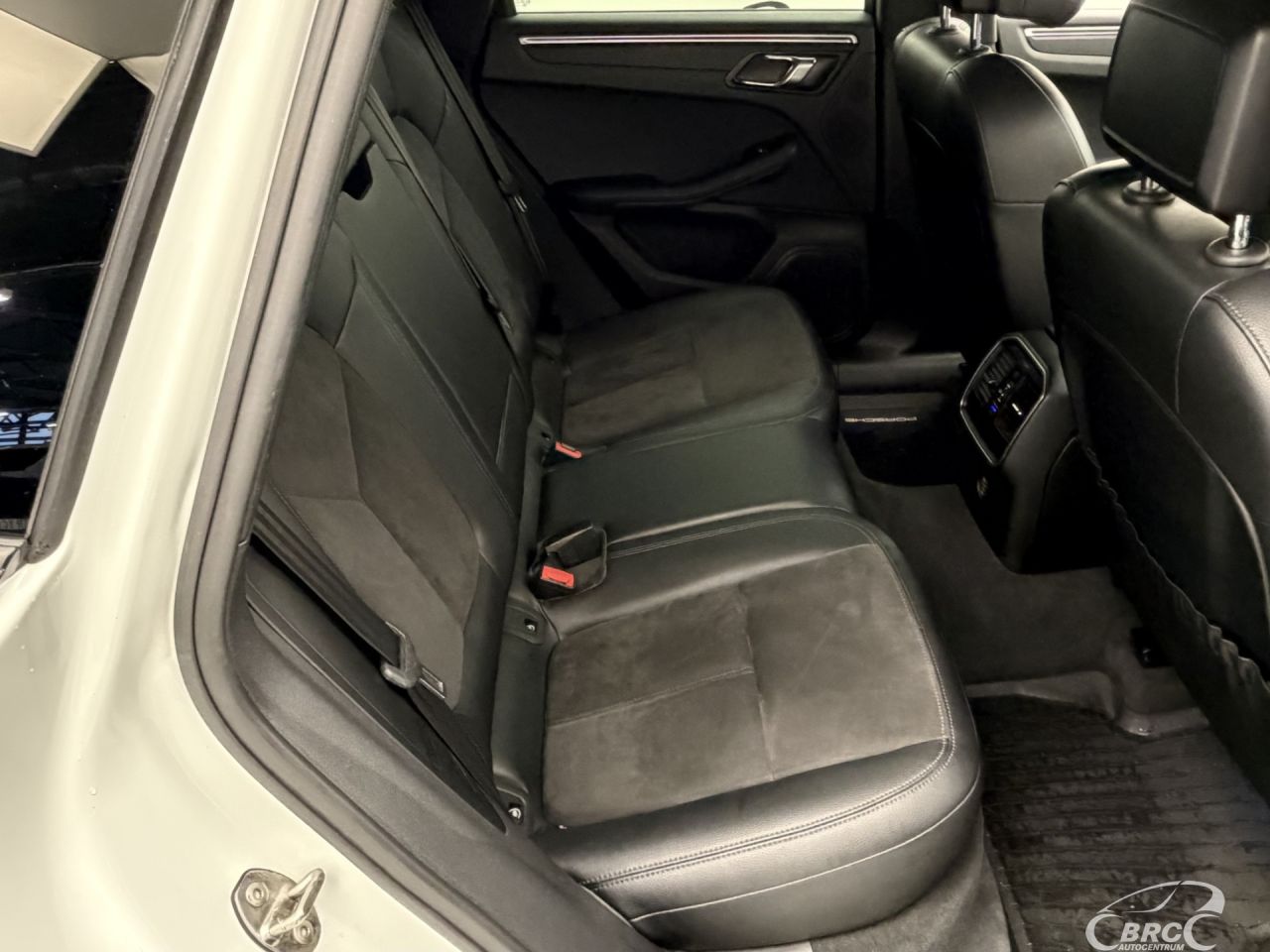 Porsche Macan | 9