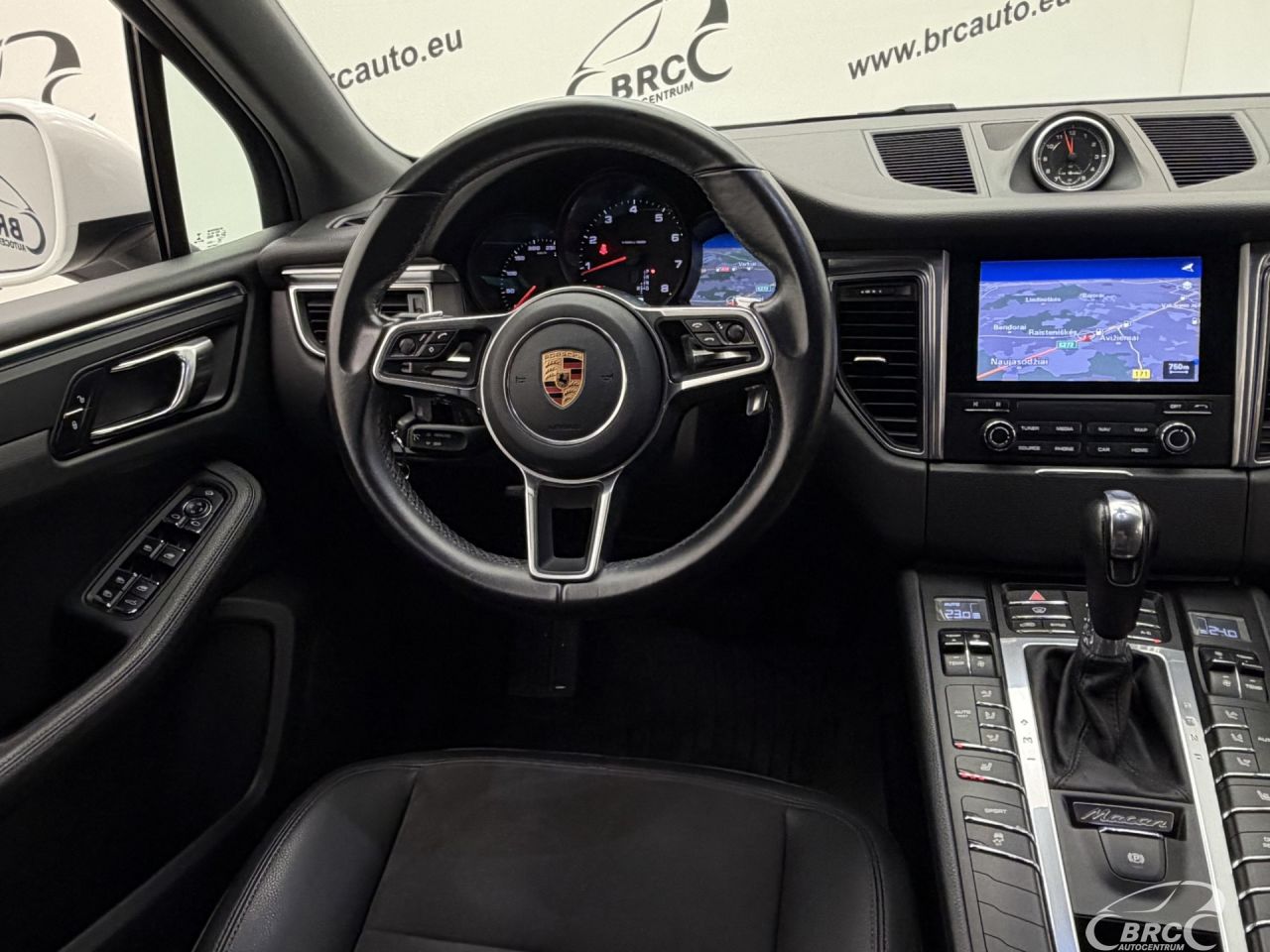 Porsche Macan | 12