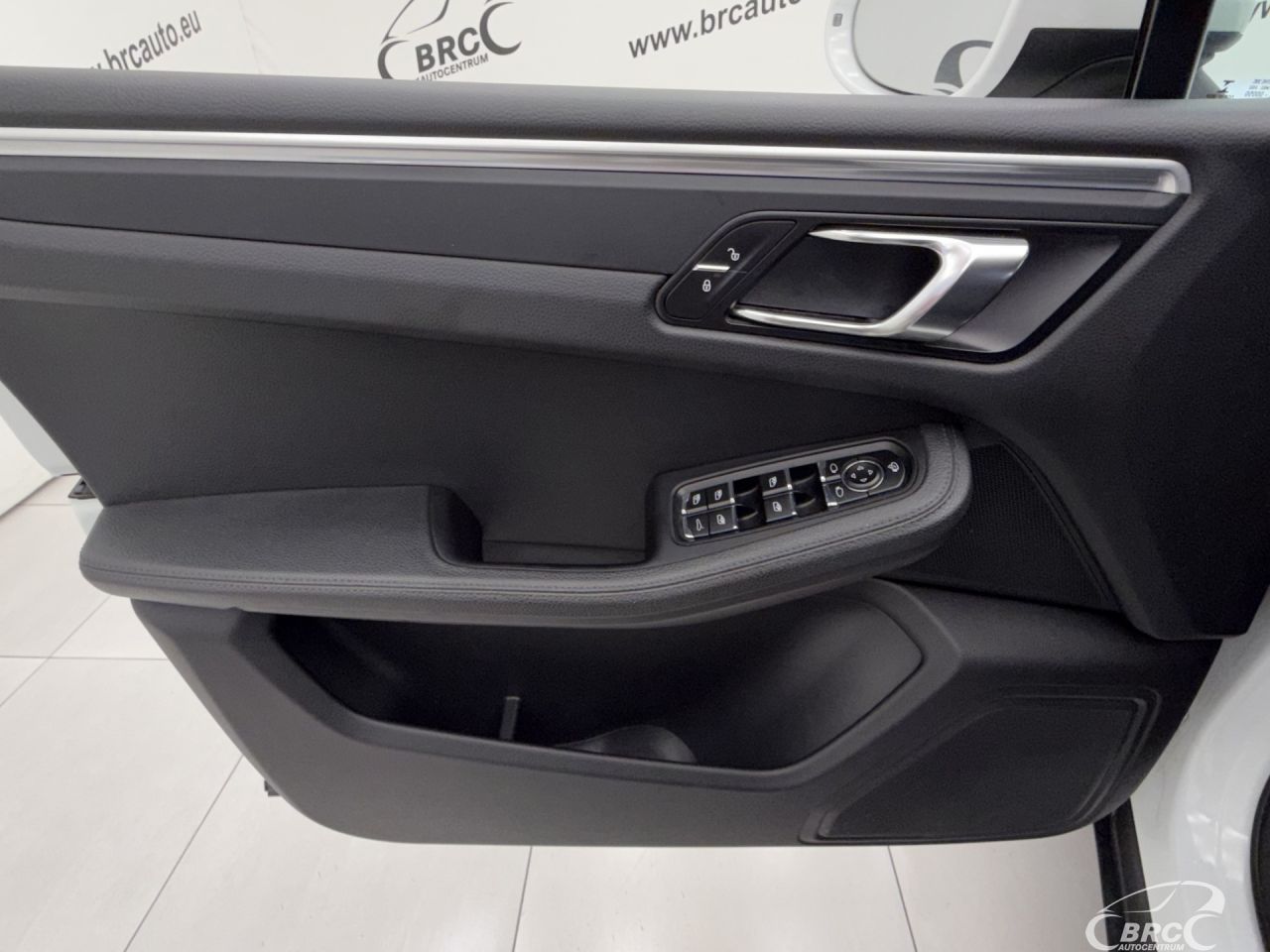 Porsche Macan | 18