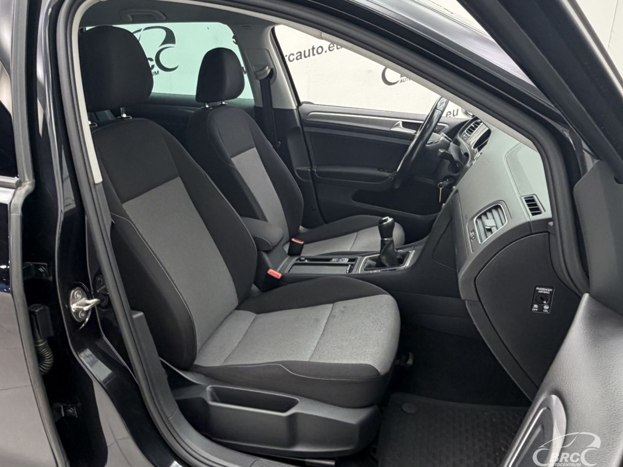 Volkswagen Golf | 11