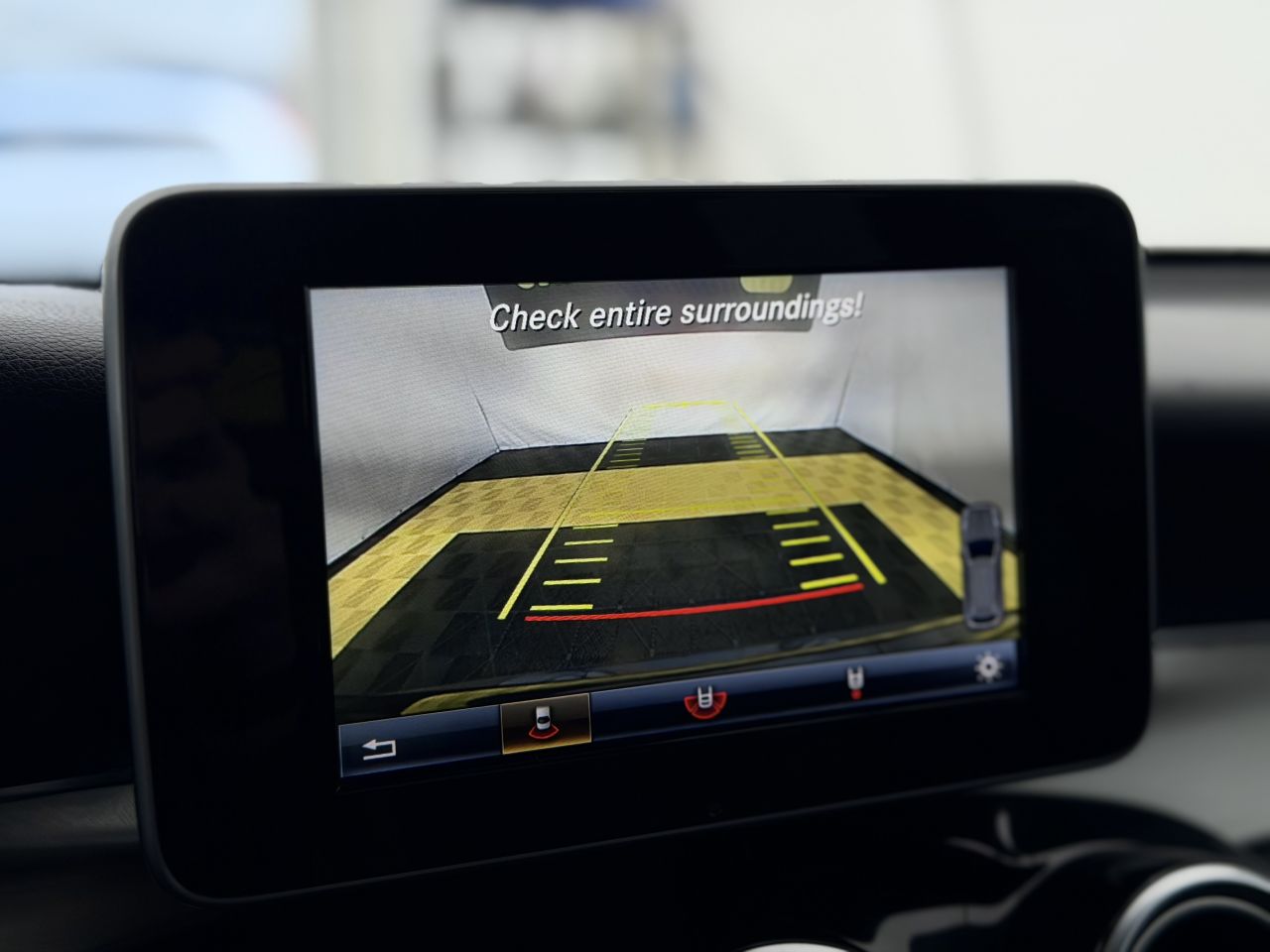 Mercedes-Benz GLC350 | 23