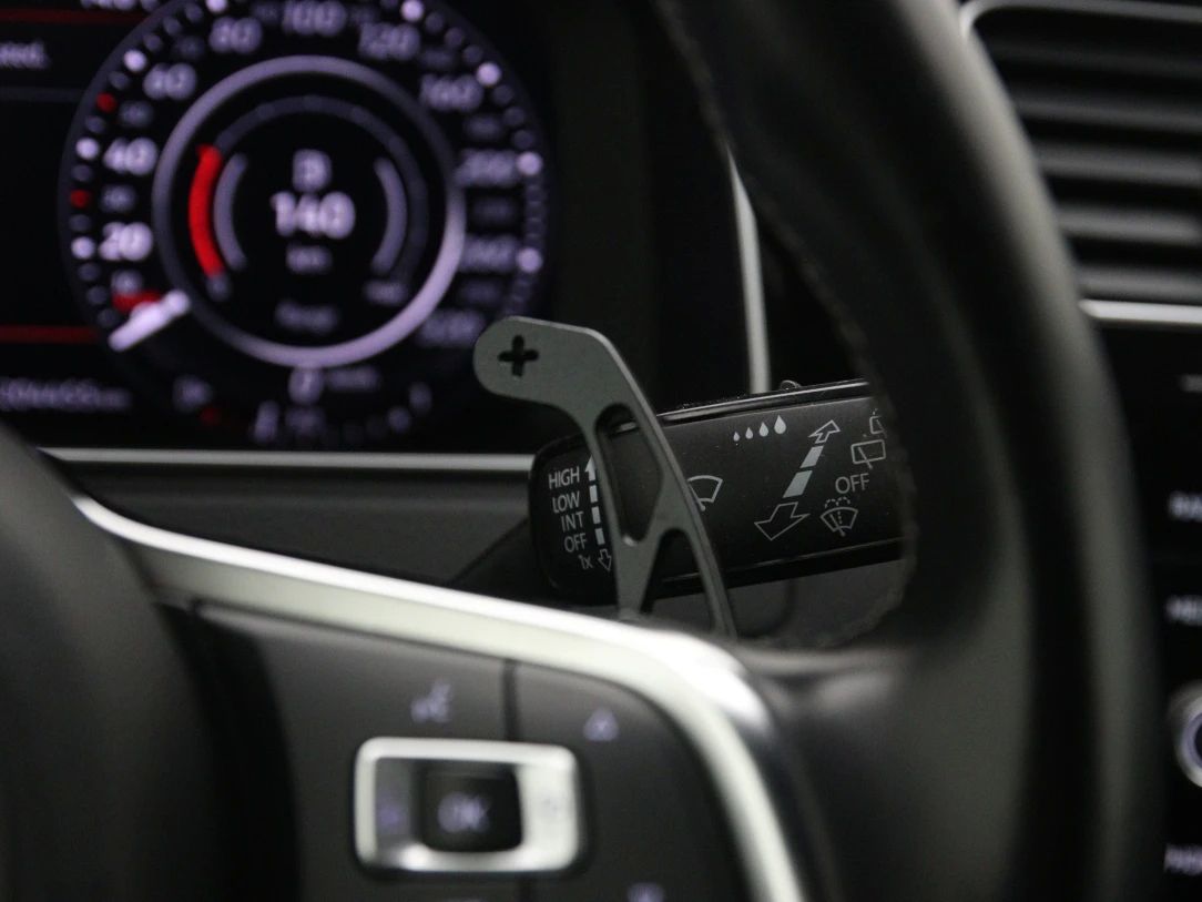 Volkswagen Golf | 29