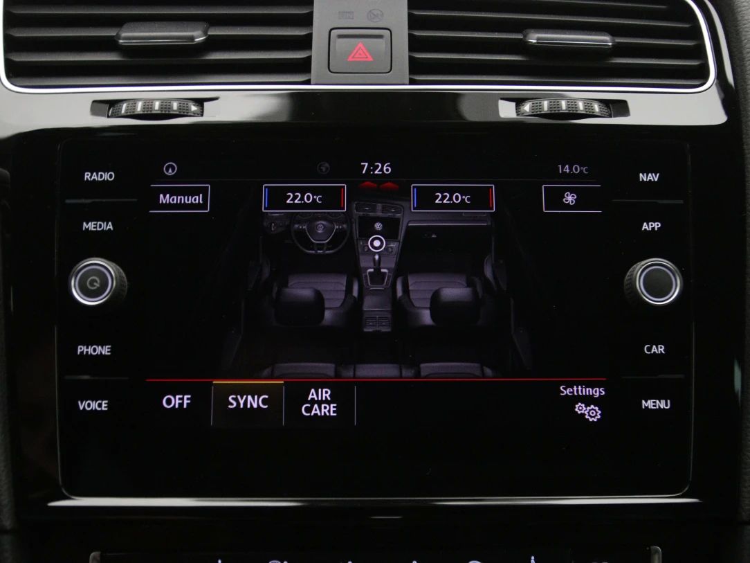 Volkswagen Golf | 32