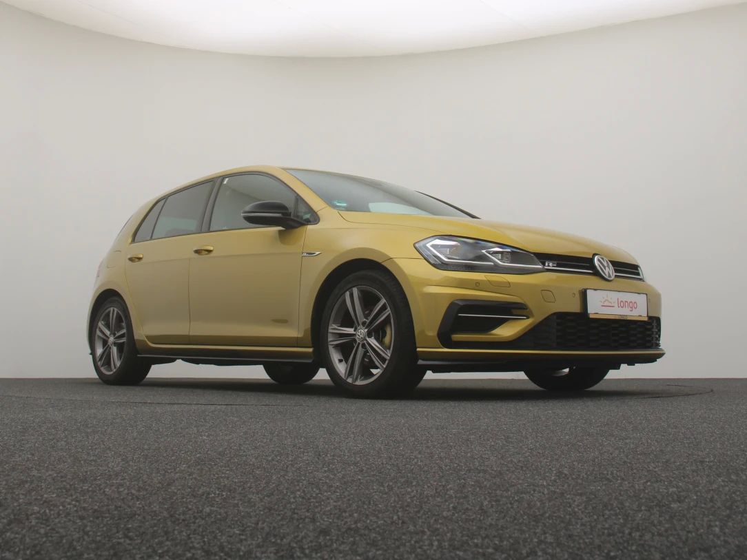 Volkswagen Golf | 10