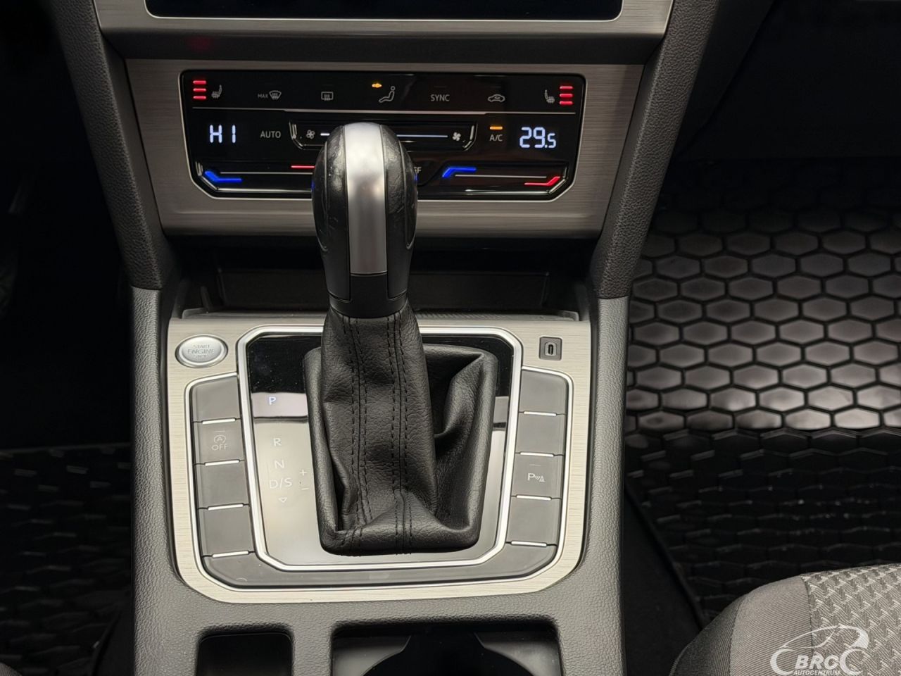 Volkswagen Passat | 16