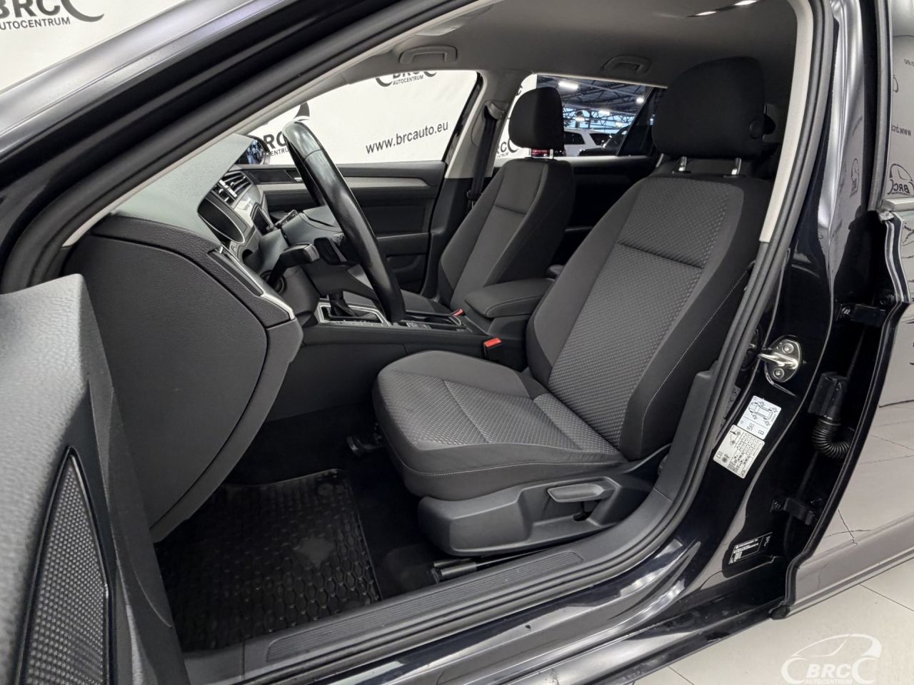 Volkswagen Passat | 45