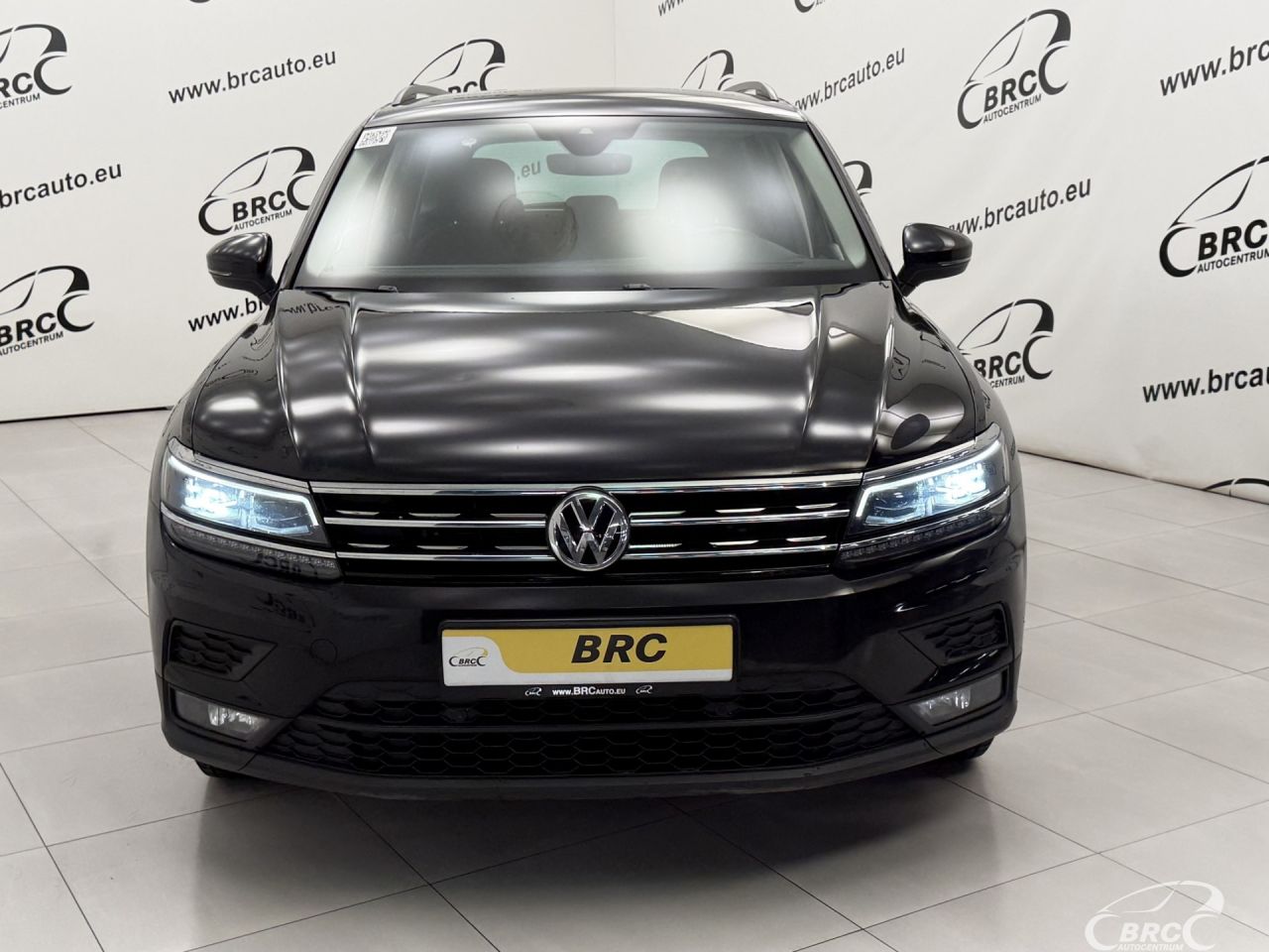 Volkswagen Tiguan | 42