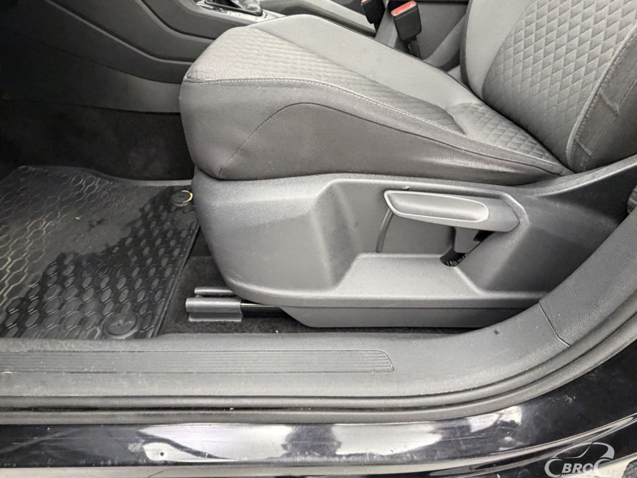 Volkswagen Tiguan | 18