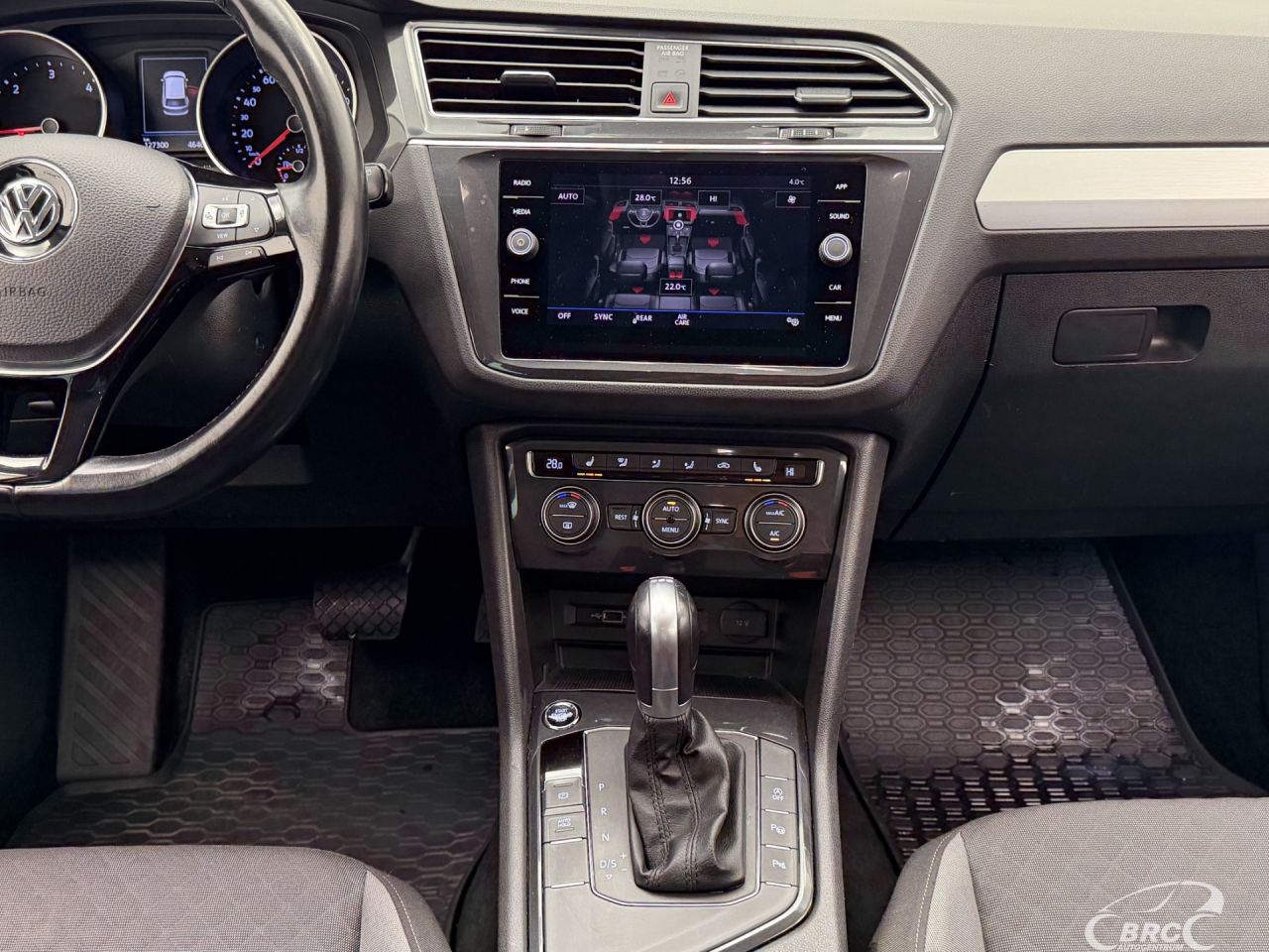 Volkswagen Tiguan | 14