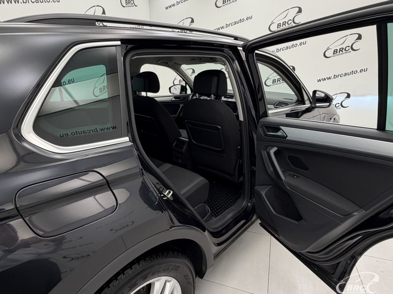 Volkswagen Tiguan | 11