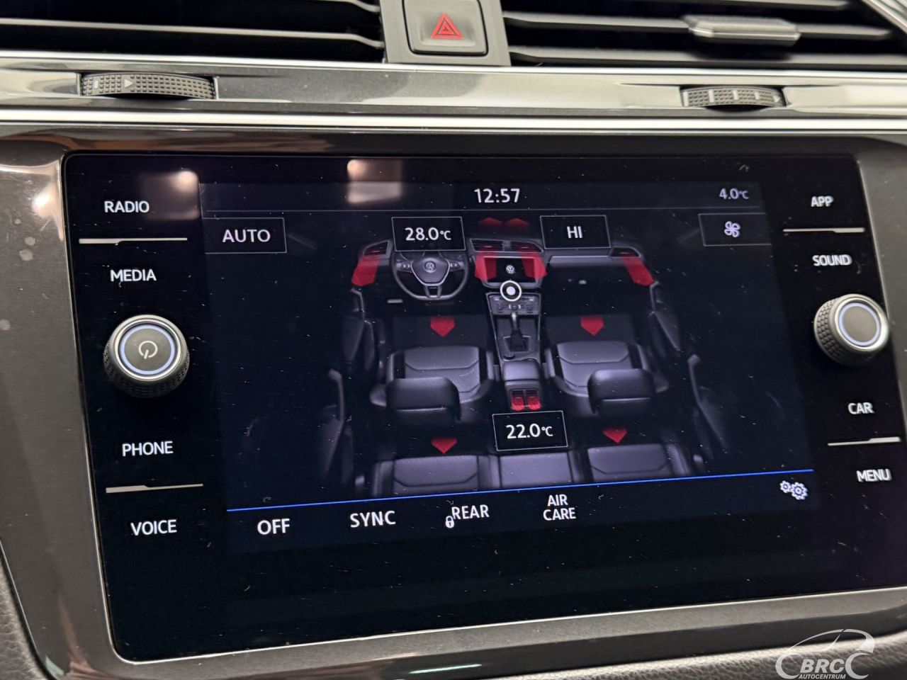 Volkswagen Tiguan | 32