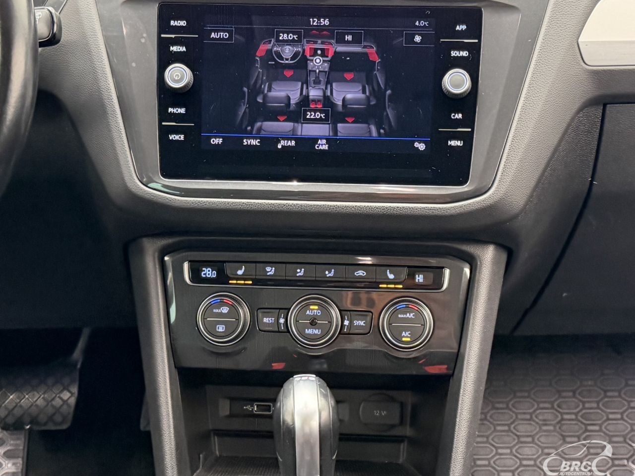 Volkswagen Tiguan | 16