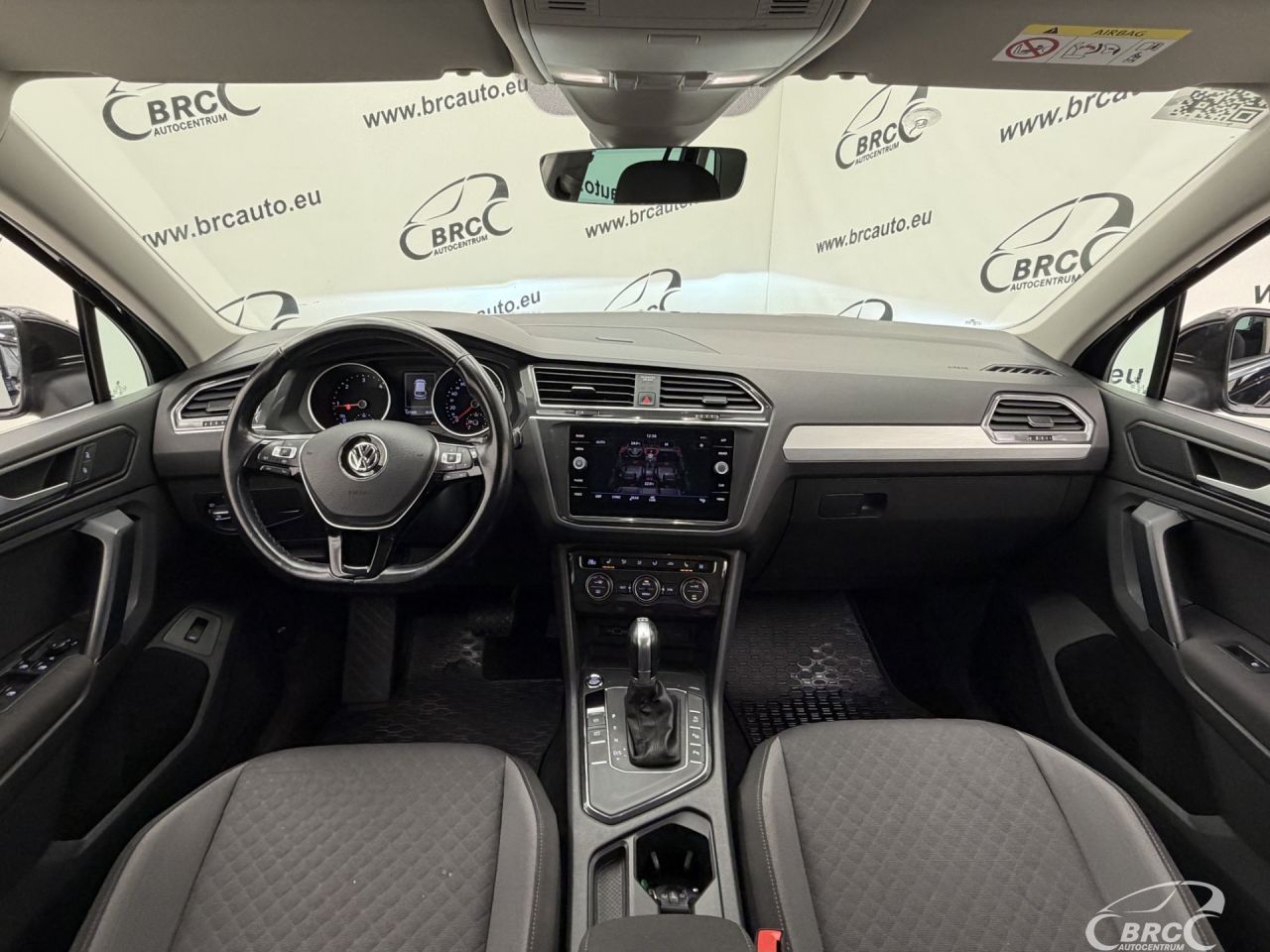 Volkswagen Tiguan | 2