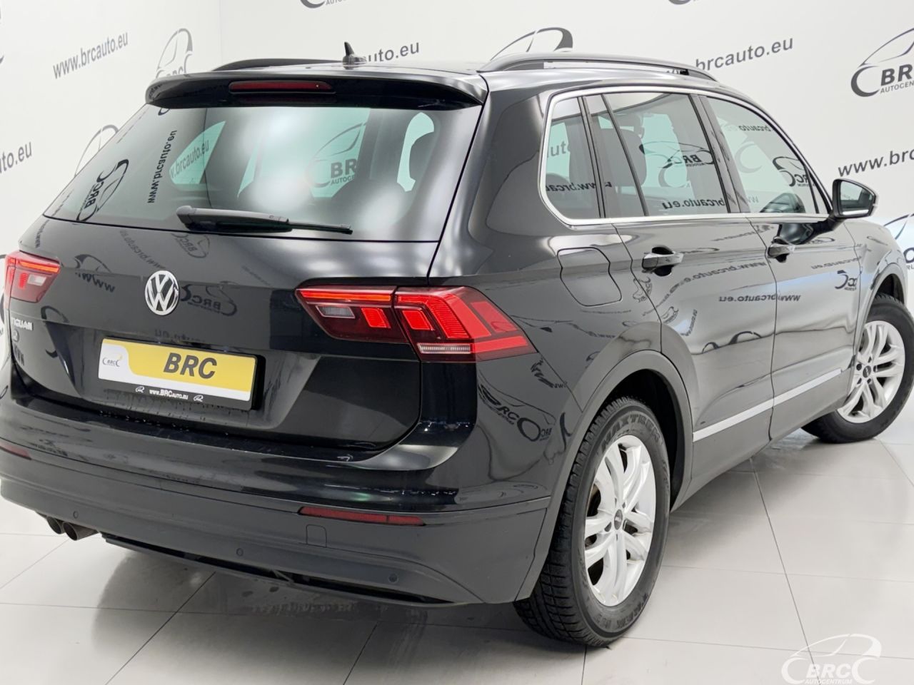 Volkswagen Tiguan | 45